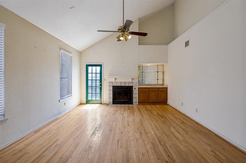 4315 Harvest Hill Road, Carrollton TX 75010 - Photo 4