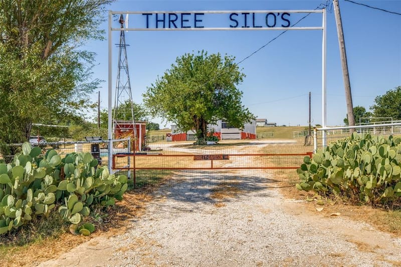 117 County Road 2646, Decatur TX 76234 - Photo 2