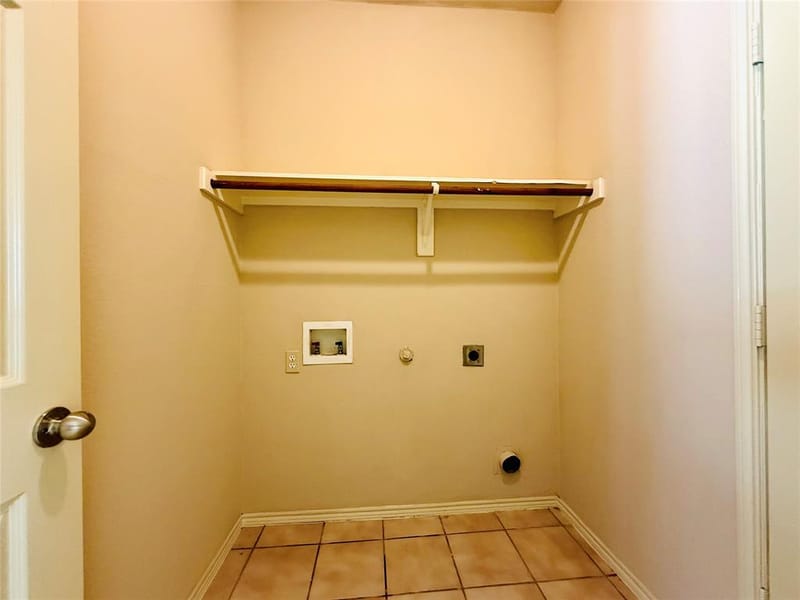 1645 Cambridge Drive, Providence Village TX 76227 - Photo 20