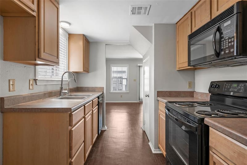600 Bagby Avenue # 6B, Waco TX 76706 - Photo 8
