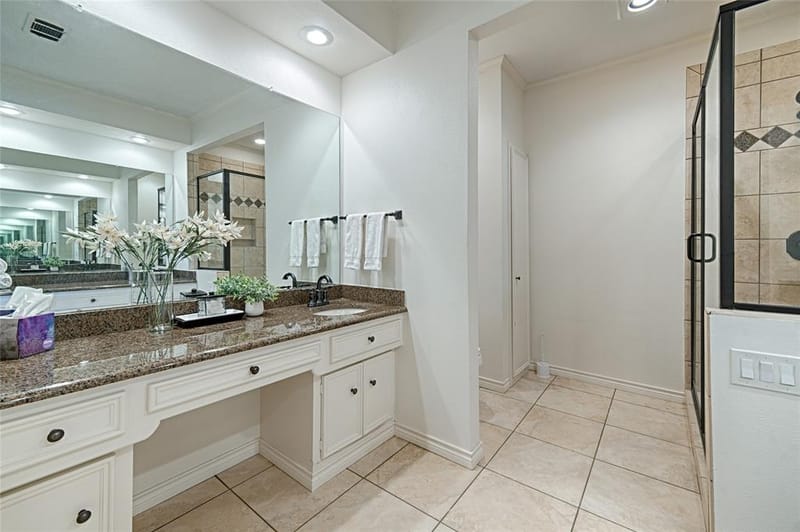 19 Country Lake Drive, Carrollton TX 75006 - Photo 26