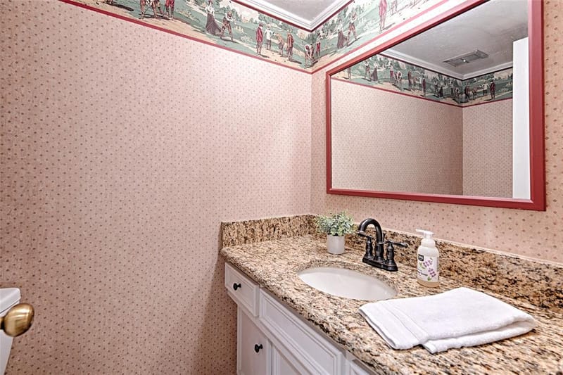 19 Country Lake Drive, Carrollton TX 75006 - Photo 7