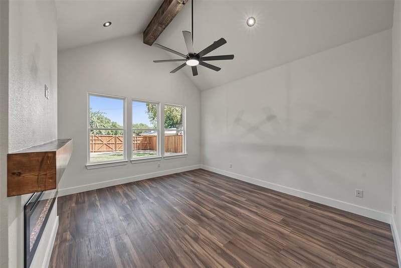 305 Hobbs Avenue, Boyd TX 76023 - Photo 28