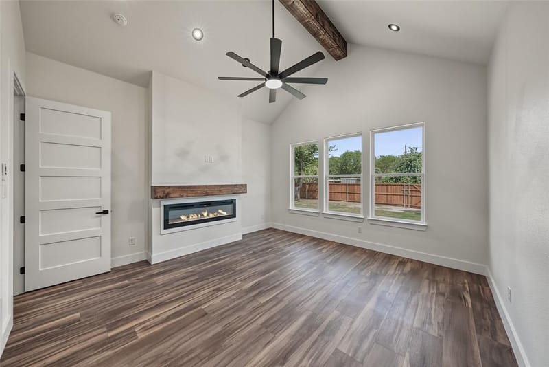 305 Hobbs Avenue, Boyd TX 76023 - Photo 29