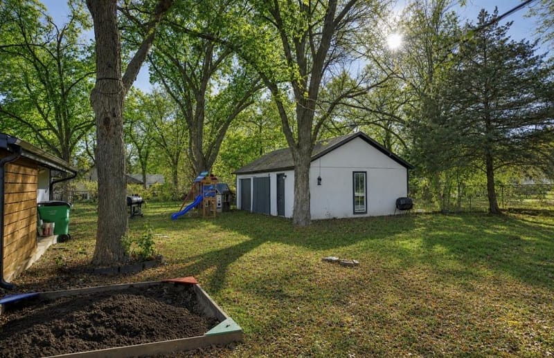 1903 N Weaver Street, Gainesville TX 76240 - Photo 30