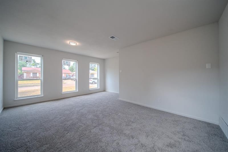 821 Lexington Drive, Lancaster TX 75134 - Photo 12