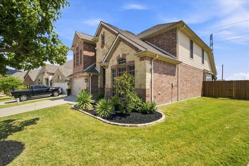 15200 Mallard Creek Street, Roanoke TX 76262 - Photo 2