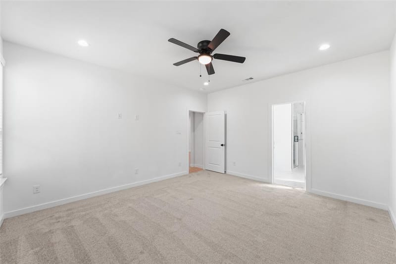 2723 Lagow Street, Dallas TX 75210 - Photo 14