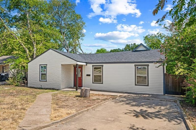 2708 Burchill Road S, Fort Worth TX 76105 - Photo 38