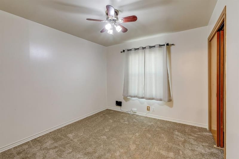 210 E Daugherty Drive, Garland TX 75041 - Photo 16