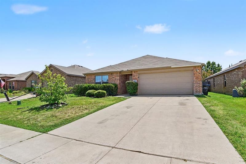 1415 Reiger Drive, Greenville TX 75402 - Photo 3