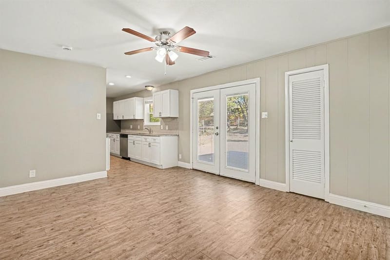 6705 Yosemite Drive, Fort Worth TX 76112 - Photo 10