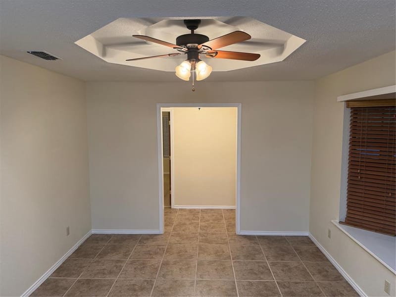 1058 E Jefferson Street, Van Alstyne TX 75495 - Photo 12
