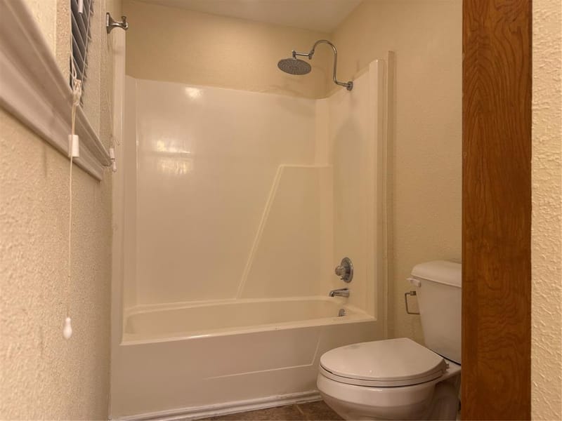 1058 E Jefferson Street, Van Alstyne TX 75495 - Photo 19