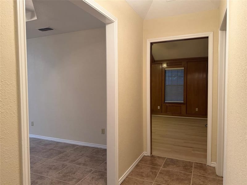 1058 E Jefferson Street, Van Alstyne TX 75495 - Photo 4