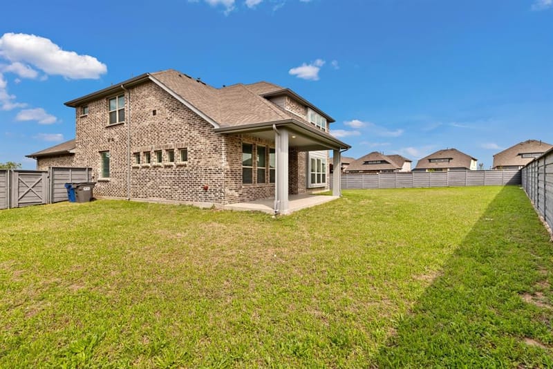 7521 Windy Meadow Drive, Little Elm TX 76227 - Photo 32