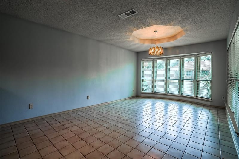 1123 Shady Oak Trail, Mansfield TX 76063 - Photo 6