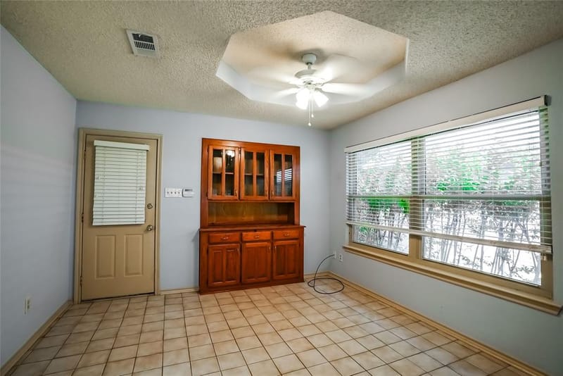 1123 Shady Oak Trail, Mansfield TX 76063 - Photo 9