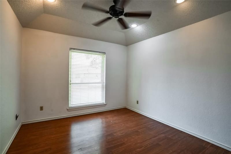 1123 Shady Oak Trail, Mansfield TX 76063 - Photo 10