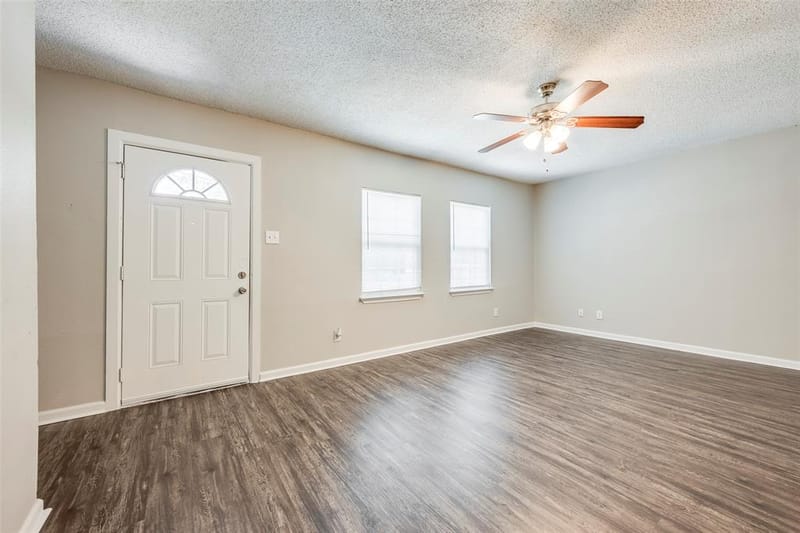 601 Biggs Terrace, Arlington TX 76010 - Photo 3