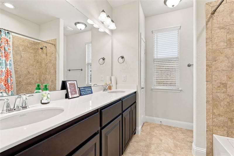 8121 Loretta Day Drive, Arlington TX 76002 - Photo 28