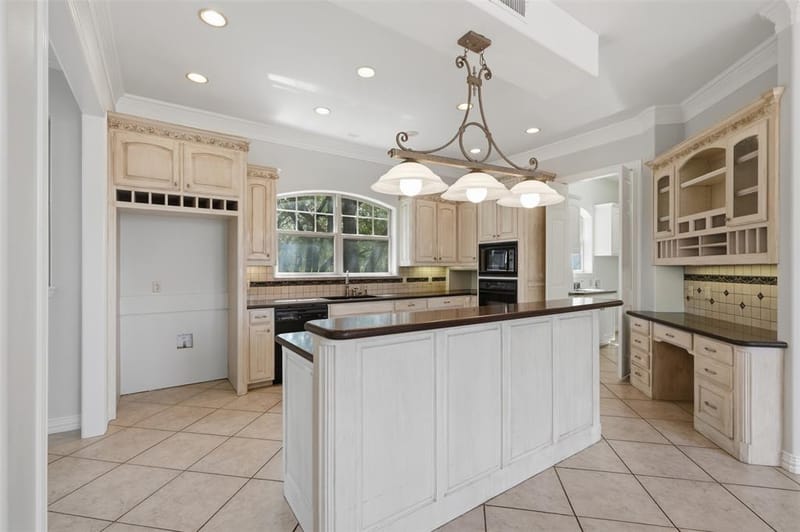 4201 Bluff View Drive, Granbury TX 76048 - Photo 15