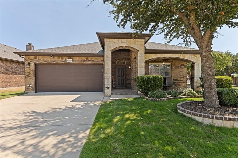 8200 Misty Water Drive, Fort Worth TX 76131