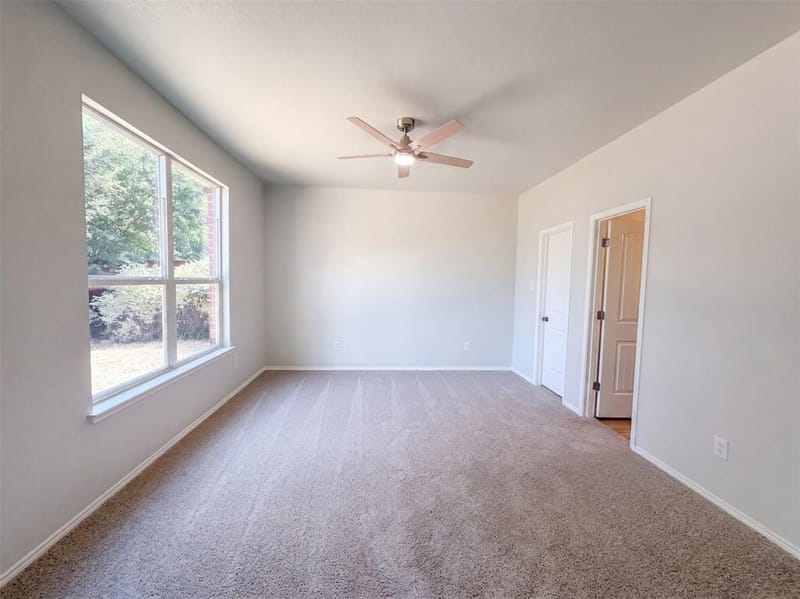 3933 Grizzly Hills Circle, Fort Worth TX 76244 - Photo 15