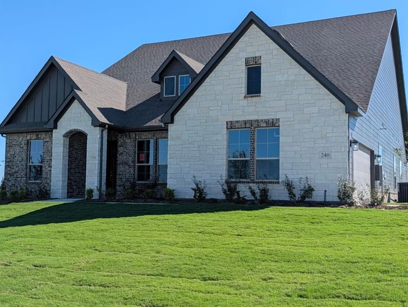240 Horizon Road, Valley View TX 76272 - Photo 3