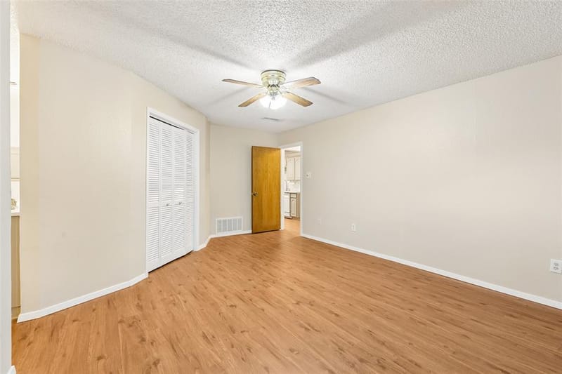 6640 Pleasant Ridge Drive, North Richland Hills TX 76180 - Photo 17