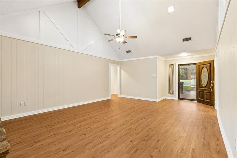 6640 Pleasant Ridge Drive, North Richland Hills TX 76180 - Photo 8