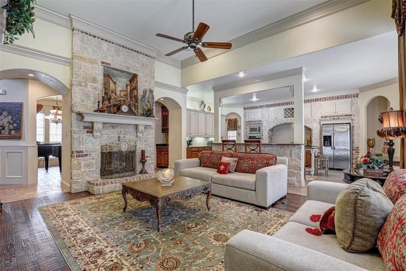 2141 Farrington Lane, Hurst TX 76054 - Photo 10