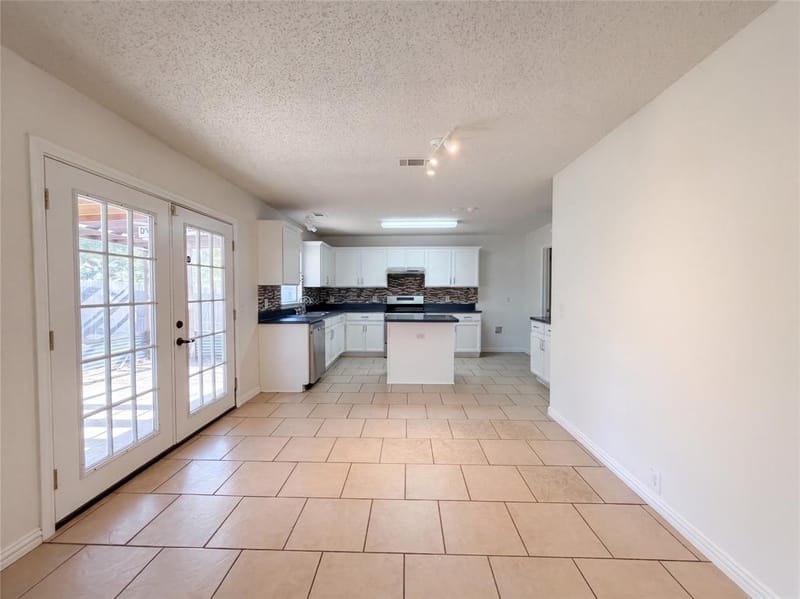 4325 Falcon Drive, Sherman TX 75092 - Photo 6