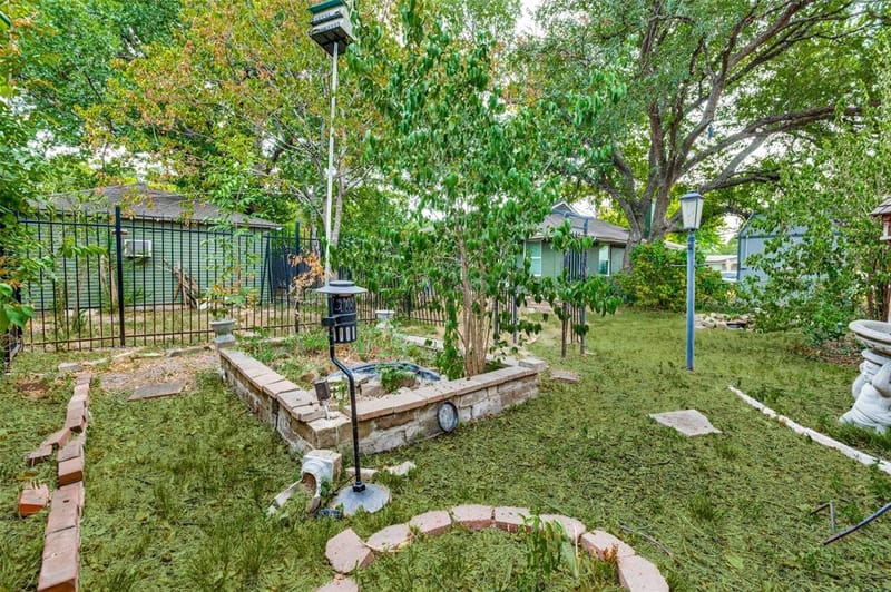 3161 Waldrop Drive, Dallas TX 75229 - Photo 24