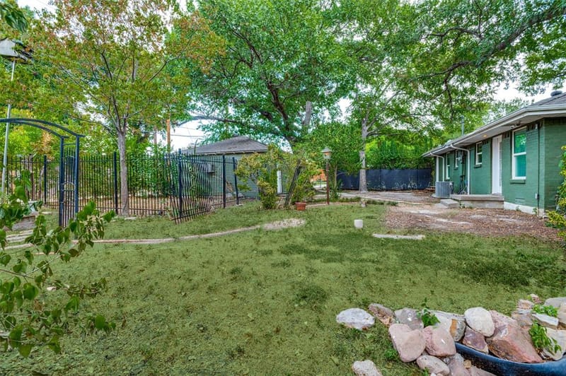 3161 Waldrop Drive, Dallas TX 75229 - Photo 25
