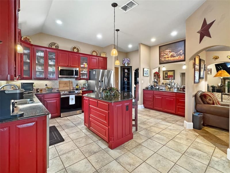 7205 Muirfield Drive, Cleburne TX 76033 - Photo 17