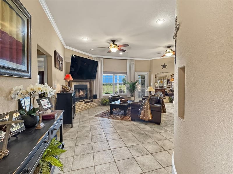 7205 Muirfield Drive, Cleburne TX 76033 - Photo 7