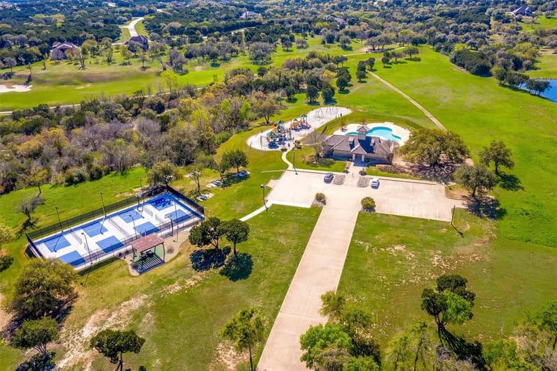 7205 Muirfield Drive, Cleburne TX 76033 - Photo 36