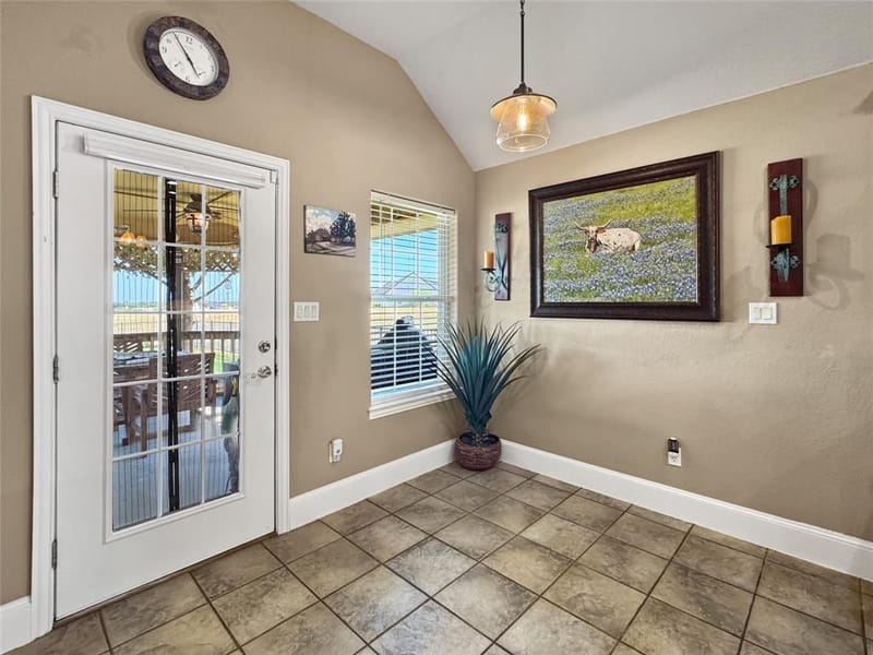 7205 Muirfield Drive, Cleburne TX 76033 - Photo 20