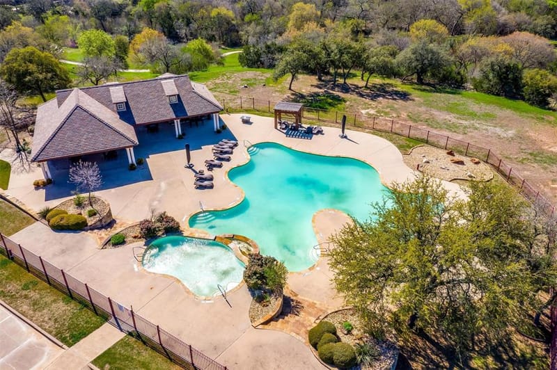 7205 Muirfield Drive, Cleburne TX 76033 - Photo 35