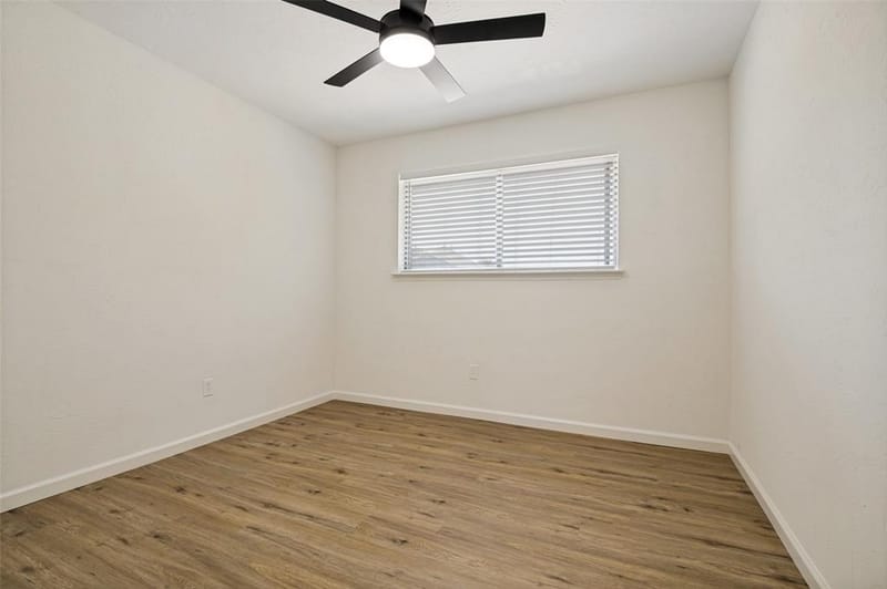 502 Brian Drive, Grand Prairie TX 75052 - Photo 22