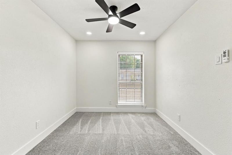 865 Stanford Drive, Lancaster TX 75134 - Photo 24