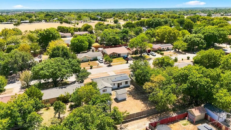 865 Stanford Drive, Lancaster TX 75134 - Photo 34