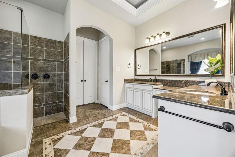 403 Clear Creek Drive, Mansfield TX 76063 - Photo 23