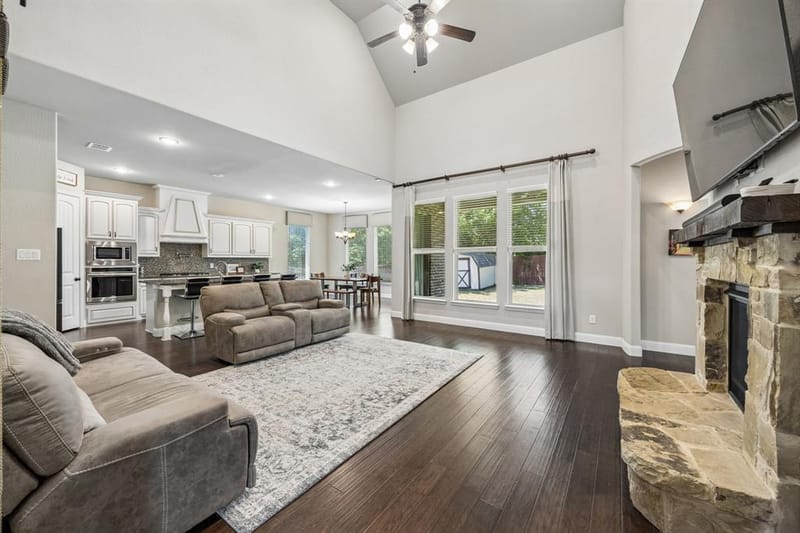 403 Clear Creek Drive, Mansfield TX 76063 - Photo 7
