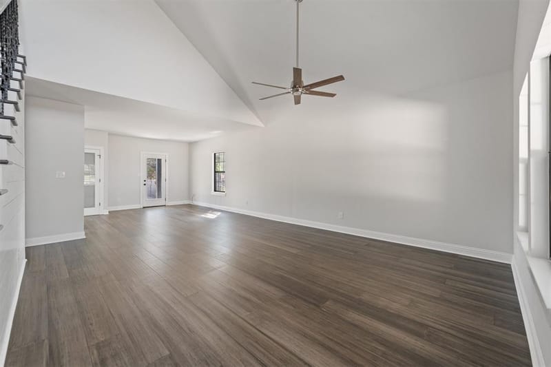 9405 Hilltop Street, Rio Vista TX 76093 - Photo 12
