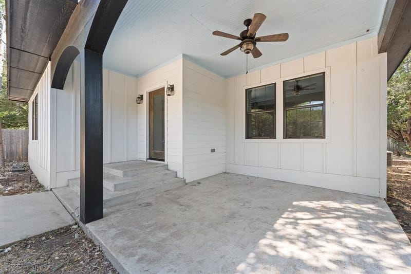 9405 Hilltop Street, Rio Vista TX 76093 - Photo 7