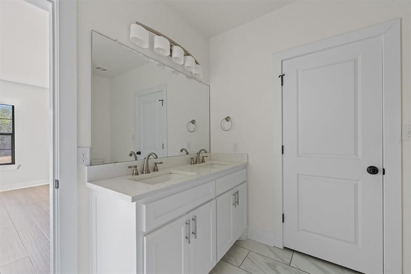 9405 Hilltop Street, Rio Vista TX 76093 - Photo 20