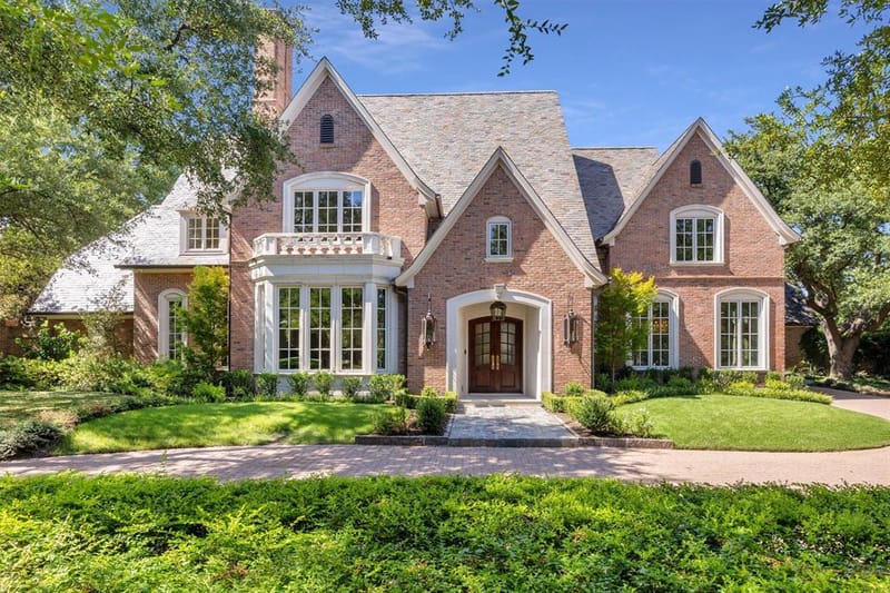 31 Robledo Drive, Dallas TX 75230