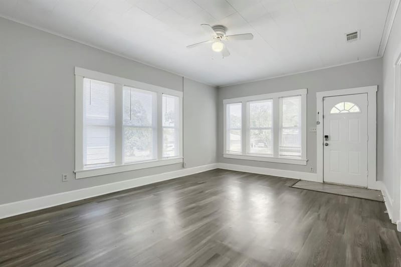 520 E Day Street, Denison TX 75021 - Photo 2